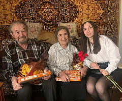 Поздравление ветеранов с Днём Победы